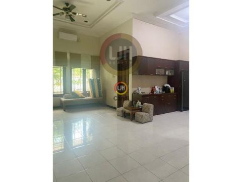 Rumah di Semarang Indah