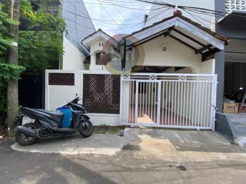 Disewakan Rumah Minimalis di Villa Galaxy Bekasi 
