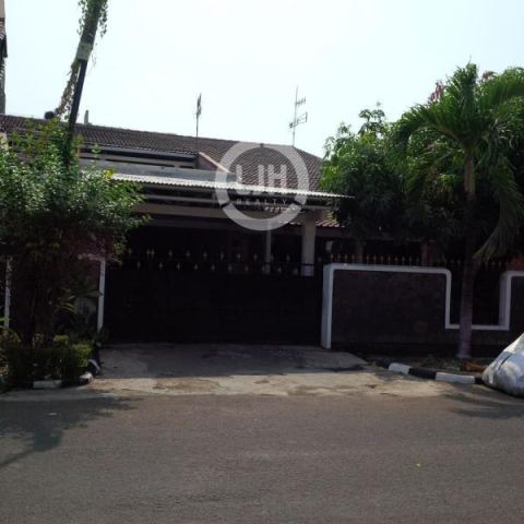 Diual Rumah di Pusat Jantung kota jakarta timur (D0158)