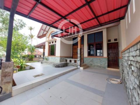 Disewakan Rumah Di Bukit Indah Sukajadi Cluster Kaktus Karang