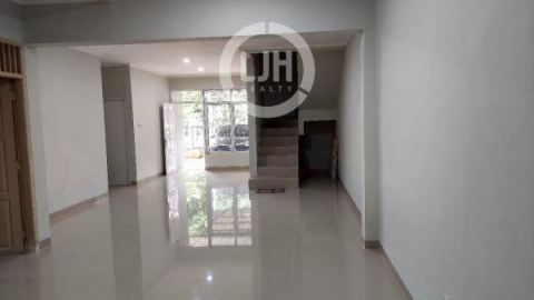 Rumah Siap Huni Di Taman Permata Sakti, Karawaci