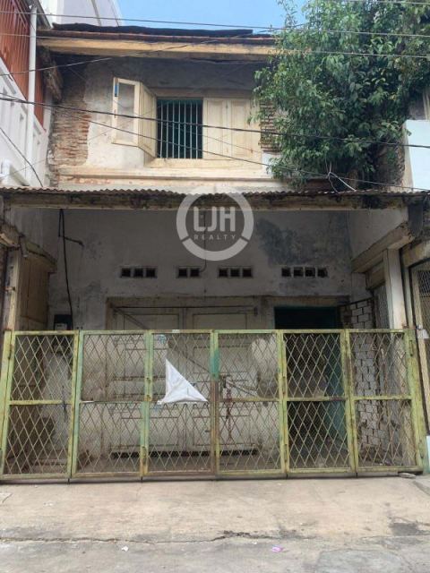 Jual Rumah Cocok untuk kost & hotel daerah. Kranggan – 10867