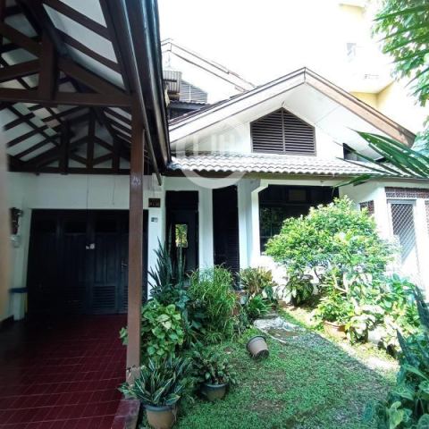 Jual Rumah Asri Bebas Bising di Cipinang Indah Jaktim