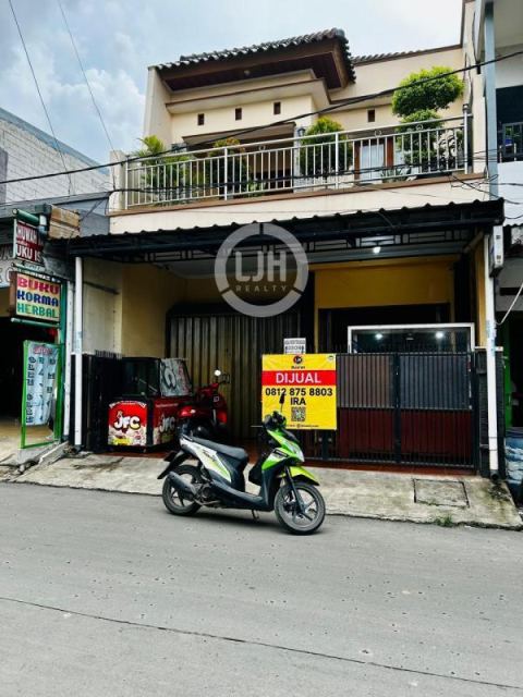 Rumah 2 Lantai Pinggir Jalan Raya Tambun Selatan