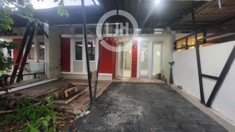 Rumah Royal Sentraland Maros, cocok untuk pasangan muda, lokasi nyaman dan aman, sudah renovasi