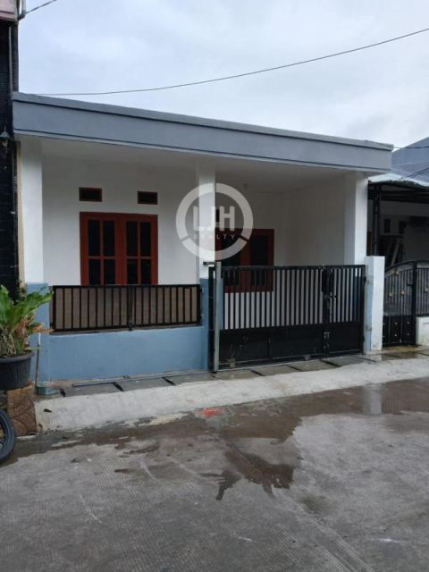 Jual Rumah Bagus di Telaga mas bekasi utara dkt danau (D0233)