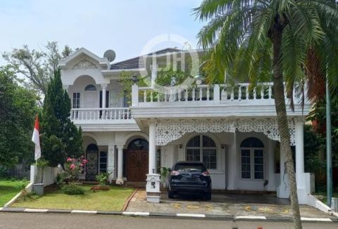 Rumah Klasik Cantik Harga Nego di Kota Wisata Cibubur