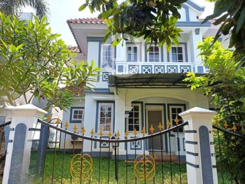 Rumah Furnished Siap Huni di Legenda Wisata, Cibubur, Bogor.