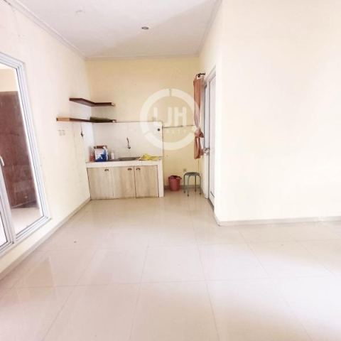 Rumah Disewakan di Perum Metland Cluster Teresta, Cakung, Jakarta Timur