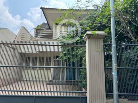 Jual rumah siap huni, komersil, Cideng, Gambir, Jakarta Pusat