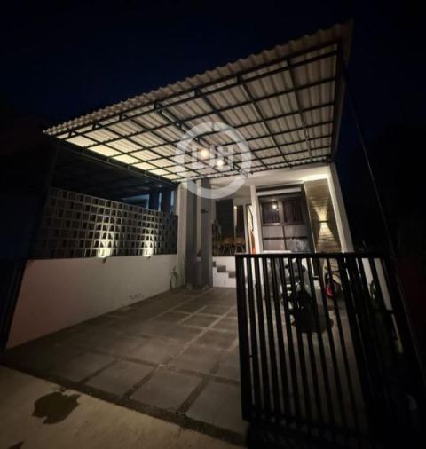 Dijual rumah minimalis bagus di Setra Duta Bandung