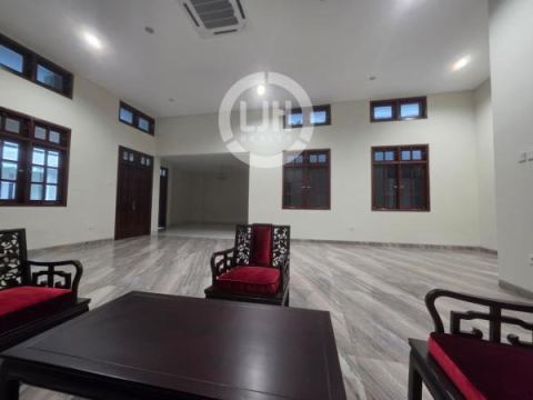Bangunan cocok jadi kantor di jalan Gajahmada
