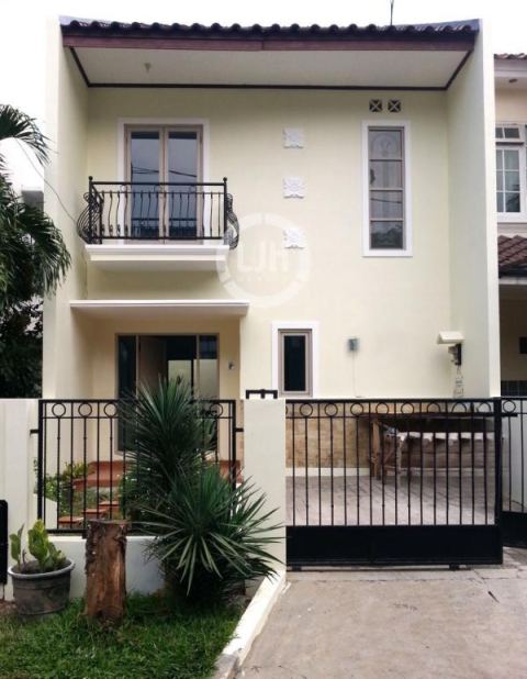 Rumah Cantik Siap Huni di Citragran, Cibubur, Bekasi, Jawa Barat.