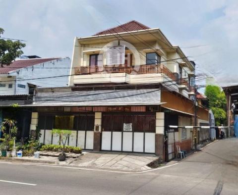 Dijual rumah kost 6 kamar tidur, grogol jakarta barat