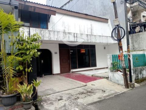 Investasi cuan jual rumah hitung tanah 200m strategis untuk kost, tomang jakarta barat