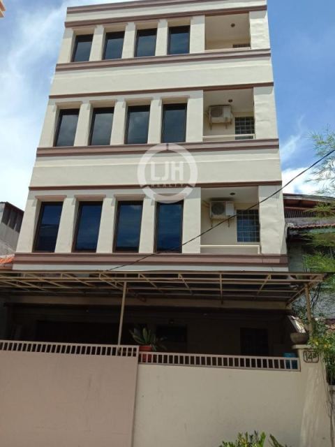 Ruko cocok untuk kost-kostan di pusat kota dekat roxy, jakarta pusat