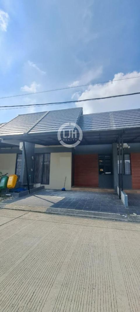 Over credit Rumah Baru Di Mutiara Gading City Bekasi (D0259)
