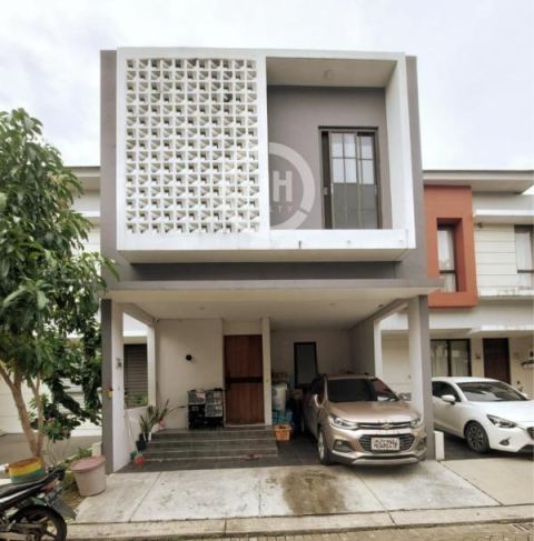 Rumah Siap Huni Di Linea Residence, Graha Raya