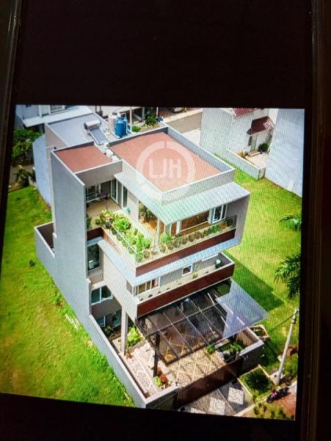 Rumah Mewah Full Furnished Siap Huni di Cluster Amalfi, Telaga Nirwana Gading Serpong