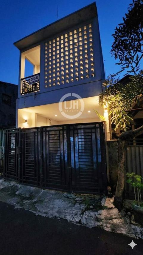 Dijual Rumah Griya Loka BSD City