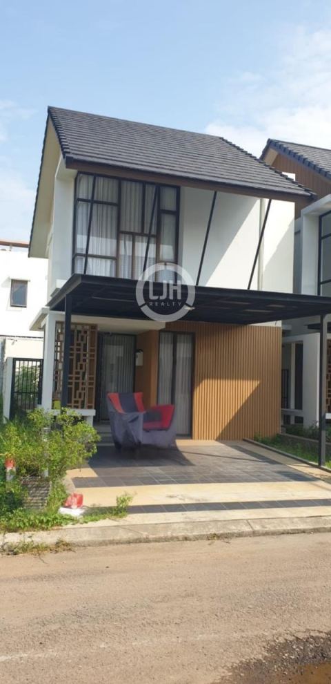 Rumah Cantik Semi Furnished di JGC Cluster Mahakam, Cakung, Jakarta Timur