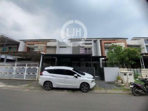Rumah Lemonade Boulevard, Luas 180M2, Kamar 4+1, SHM, Hanya 1,2Kmi Mall Living World, Akses Langsung Tol Tambun Grand Wisata Bekasi
