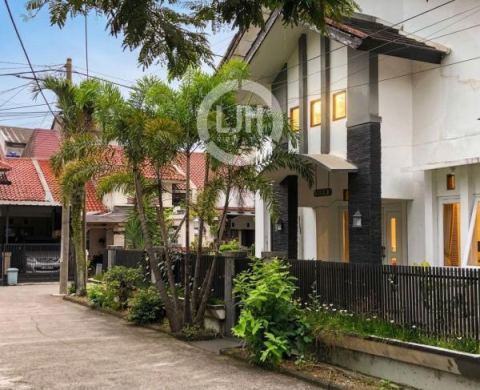 Dijual rumah semi furnish di Bandung siap huni lokasi strategis
