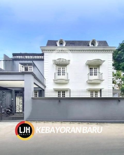 Dijual Rumah American Classic di Pondok Indah, Jakarta Selatan
