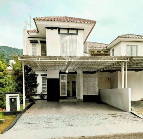 Rumah Murah Cocok Untuk Hunian atau Investasi di Legenda Wisata Cibubur
