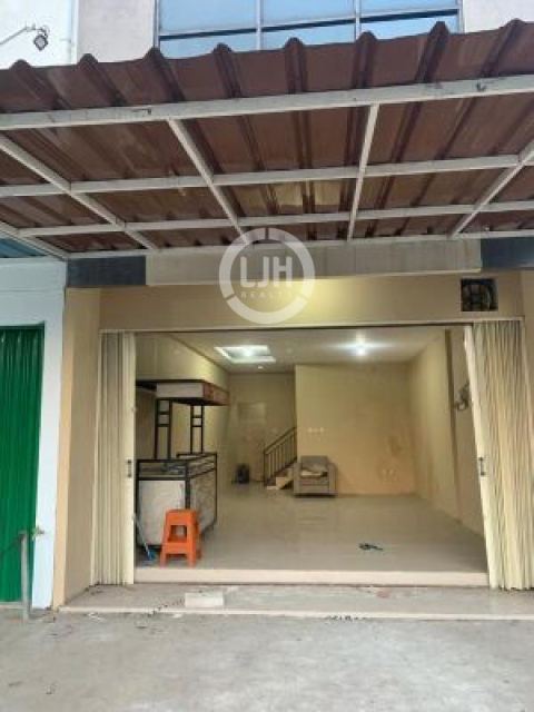 Ruko Cimuning Siap Pakai, di Jalan Jagat Utama Sangat Cocok untuk Usaha Kuliner, Apotek, Klinik Kecantikan, Lokasi Strategis Dekat dengan Kawasan Grand Wisata