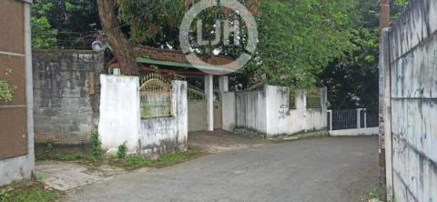 Rumah Dengan Tanah Besar di Jatibening Bekasi 