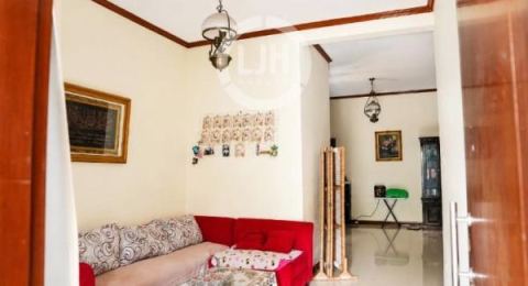 Rumah Cantik, Nyaman Siap Huni di Pesona Khayangan, Depok, Jawa Barat.