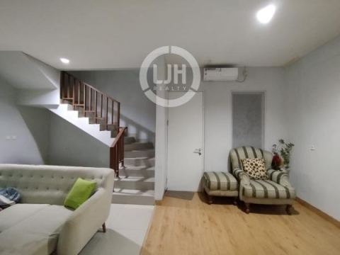 Rumah Dalam Cluster di JGC Cluster Yarra, Cakung, Jakarta Timur