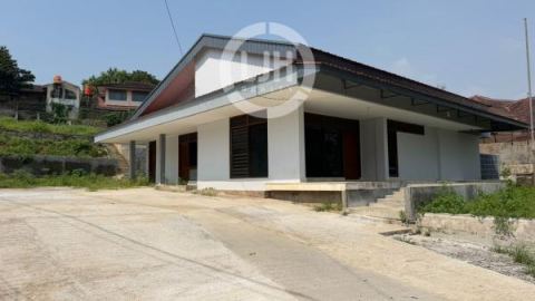 Rumah Cocok untuk Usaha di Jalan Slamet
