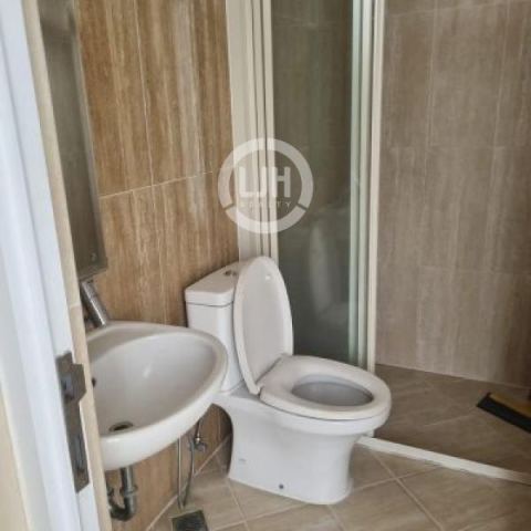 Rumah Water Spring 2 Lantai, Luas 160M2, Kamar 3+1, Full Furnished, Fasilitas Clubhouse, Hanya 200M2 Dari Mall Living World Grand Wisata