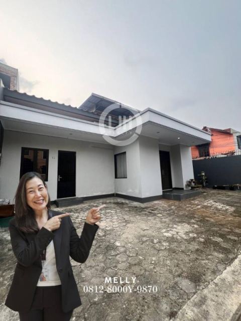 RUMAH DI KOMPLEK PONDOK BAMBU DUREN SAWIT-JAKARTA TIMUR