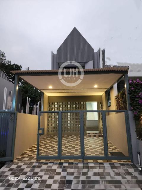 Rumah Baru Strategis 2 Lt BSD Griya Loka Dekat Tol BSD