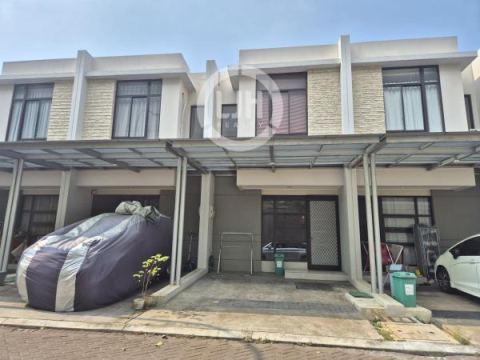 Rumah Lokasi Hadap Taman di Summerwood Sedayu City, Kelapa Gading, Jakarta Utara