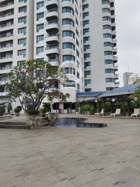 Jual Apartement Park Royale, Gatot Subroto, Jakarta Pusat