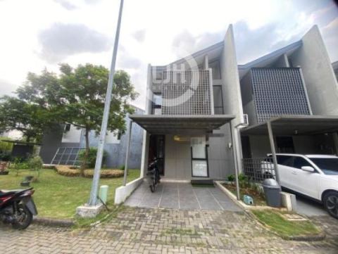  Rumah Cluster O2, Posisi Hook, 2 Lantai, Luas 100M2, SHM, Full Furnished, Sudah Renovasi, Akses Langsung Tol Tambun, Hanya 100M Dari Mall Living World Grand Wisata Bekasi