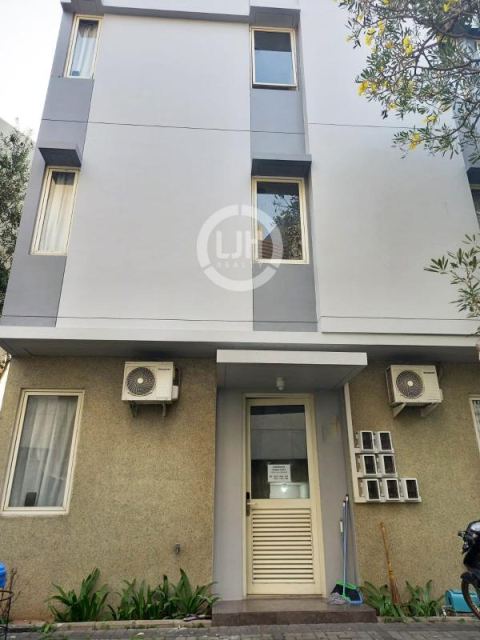 Dijual Kost 6 Kamar di Piazza The Mozia BSD City