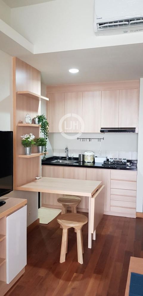 Apartemen Cantik di Mustika Golf Residence, Cikarang, Jawa Barat