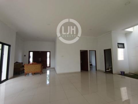 Jual Rumah  Siap huni dan  nyaman di Puri Arga Golf.BSB Ngaliyan – 10903