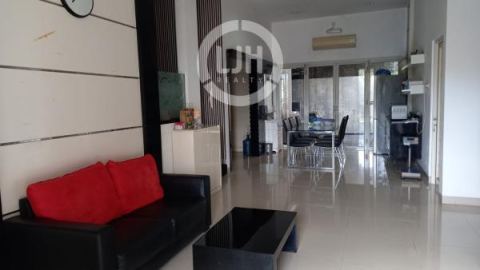 Jual Rumah Siap Huni dan Nyaman di Grha Candi Golf Semarang Selatan – 8971