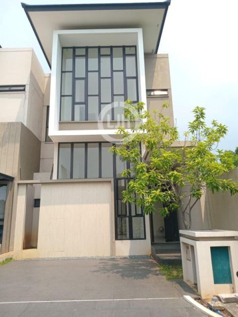 Rumah 4 Lantai di JGC Cluster Matana, Cakung, Jakarta Timur