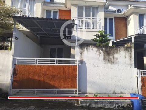 3 bedrooms house for rent at Cepaka, Kediri, strategic location, well maintained close to Munggu area