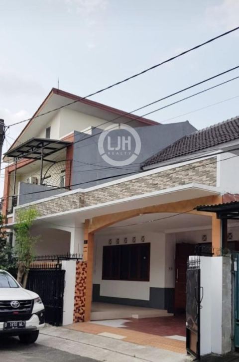 Rumah Nyaman & Luas di Pamulang Permai I, Siap Huni