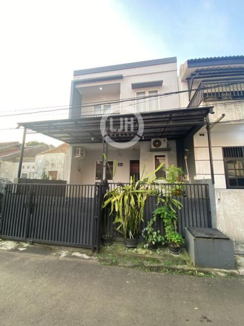 DIJUAL RUMAH CANTIK DI CATALINA – GADING SERPONG 