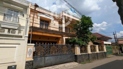 Rumah Furnish Bebas Banjir di Jati Cempaka Bekasi 