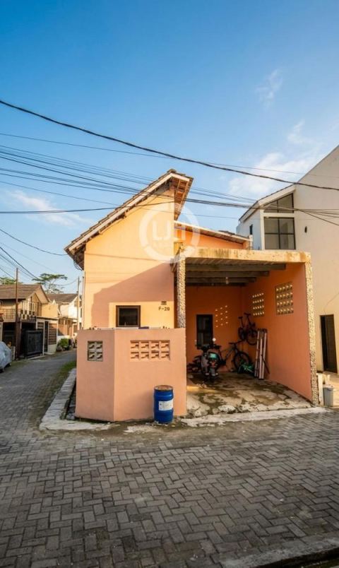 Rumah 2 Lantai Strategis Dekat Telkom University Bojongsoang Bandung